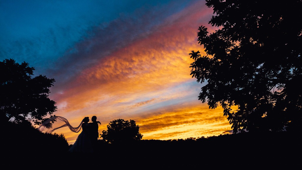 Drive-in wedding 