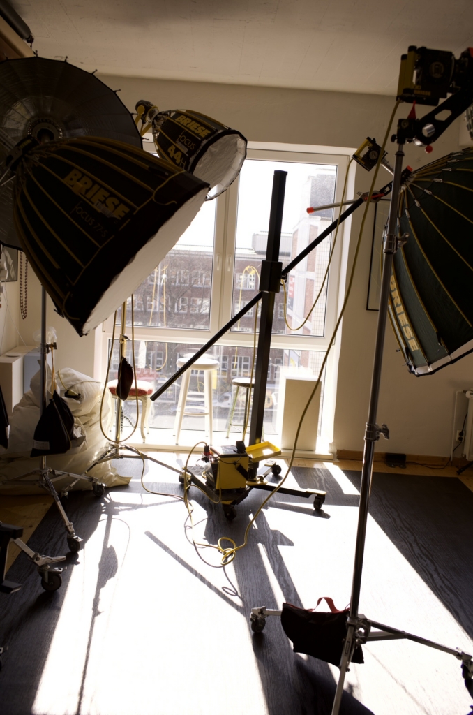 Behind the Scenes – The Studio and the Lighting